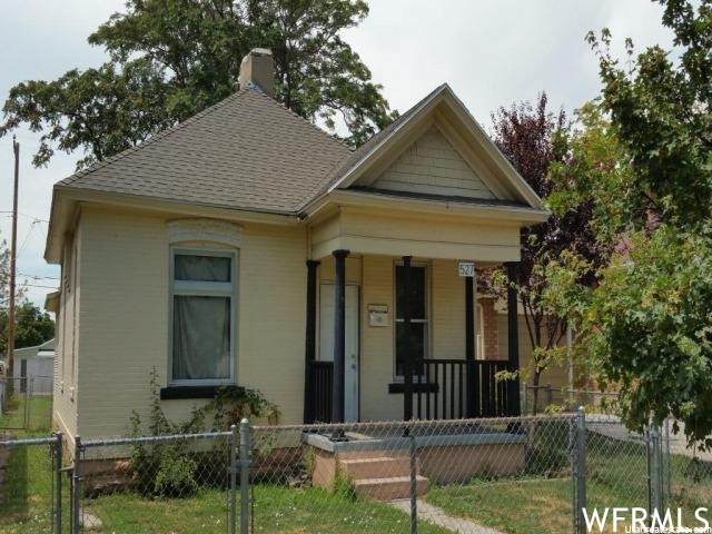 527 Chicago St - Photo 1