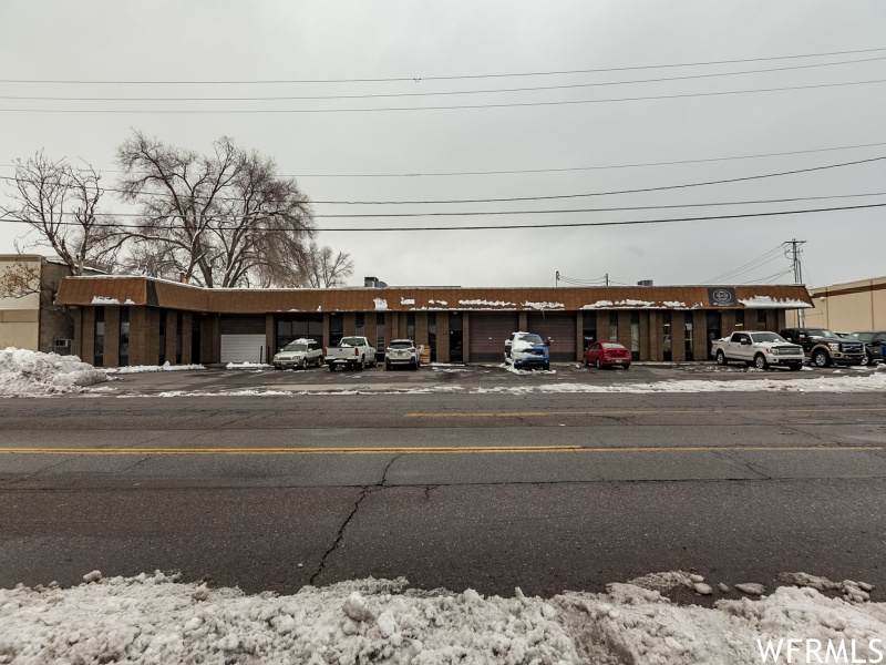 4337 Main St - Photo 1
