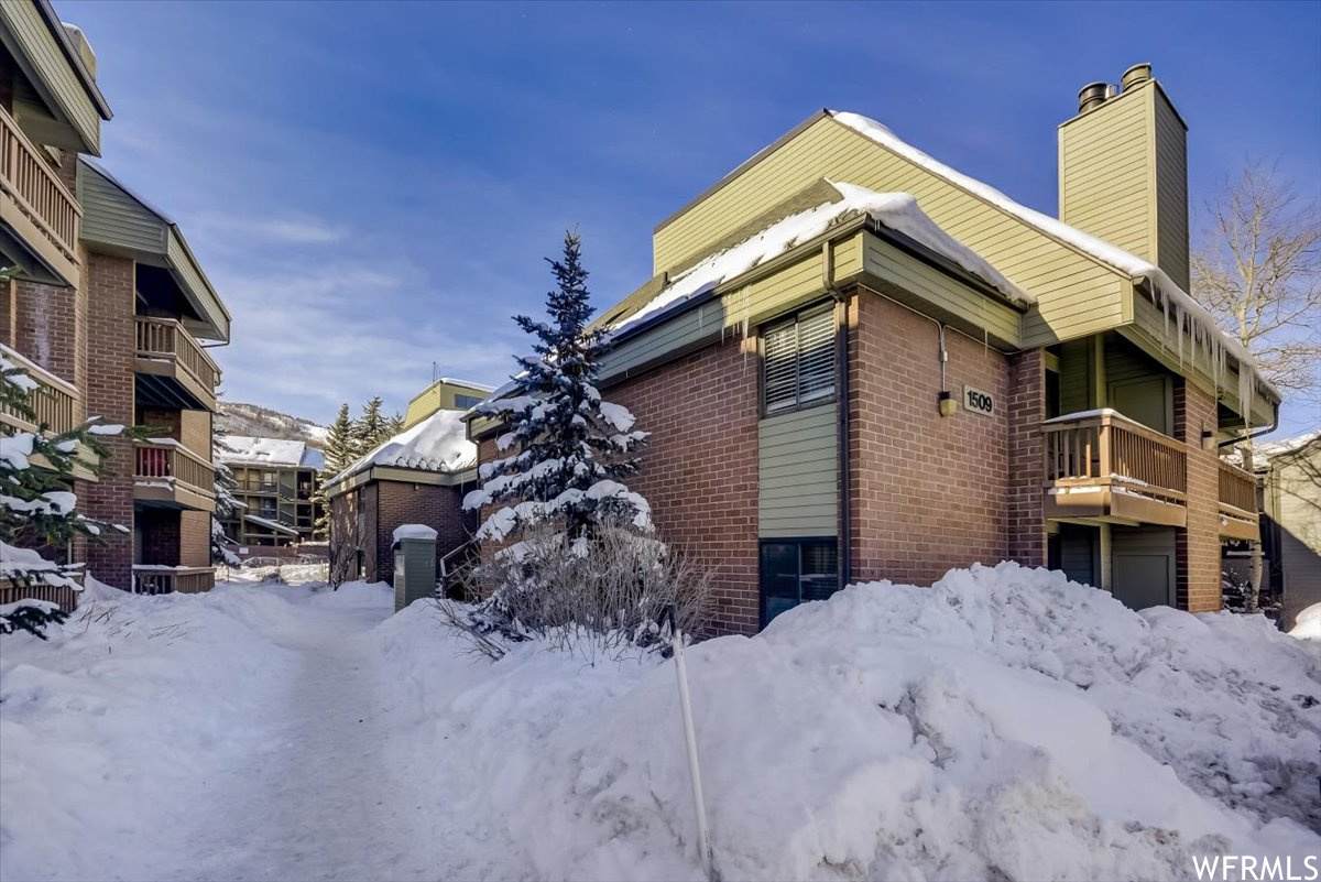 1509 Park Ave - Photo 1