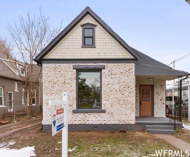 742 Lake St - Photo 1