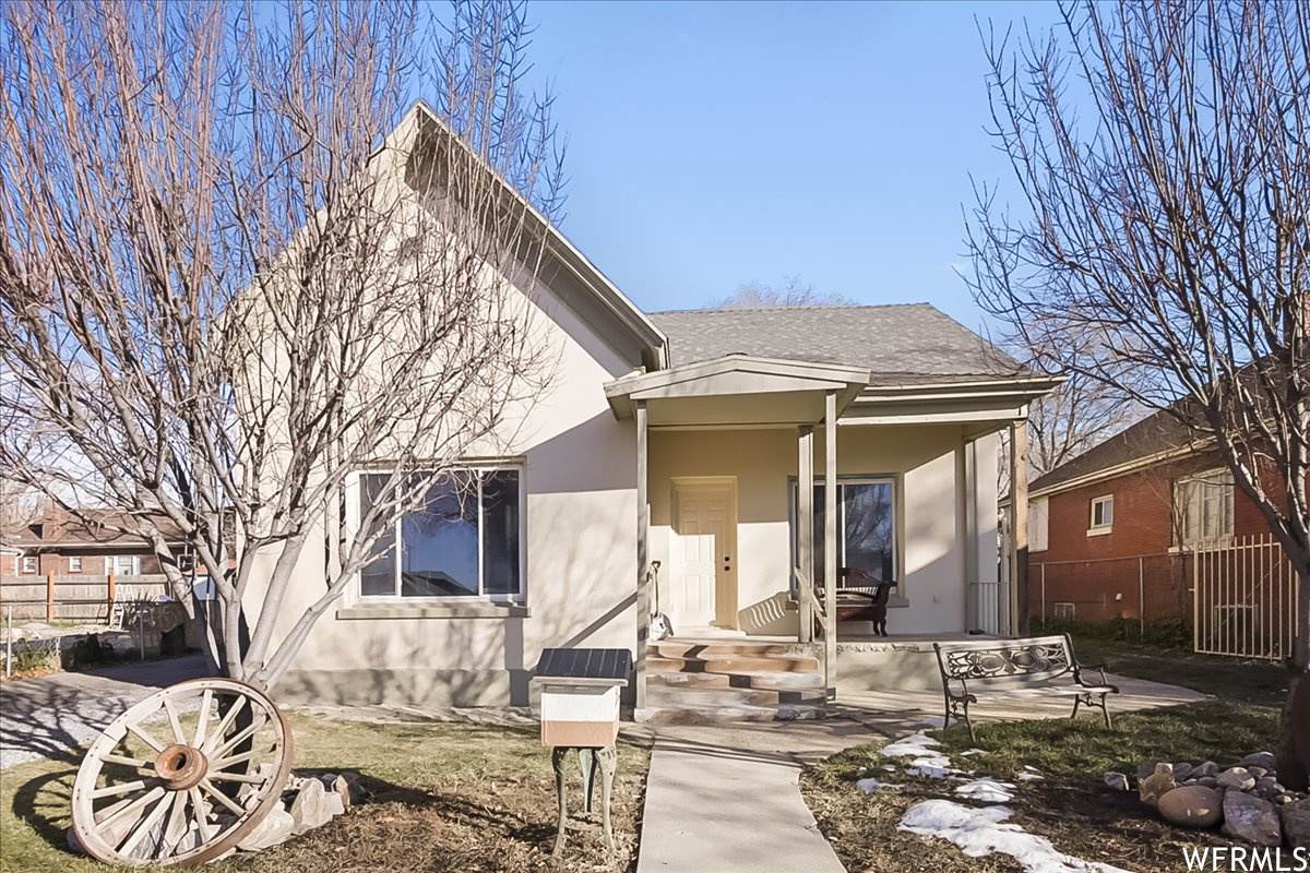 2522 Quincy Ave - Photo 1