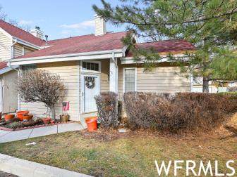5459 Spinnaker Row - Photo 1
