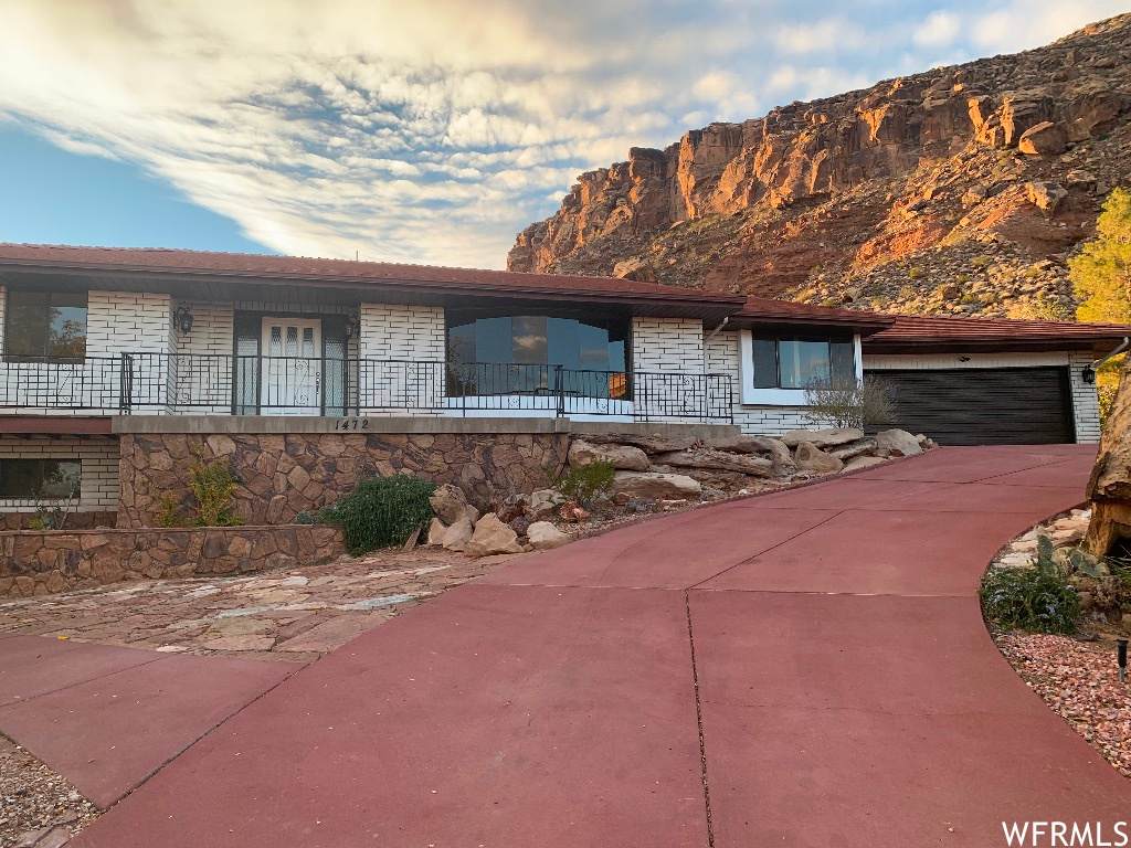 1472 Geronimo Rd - Photo 1