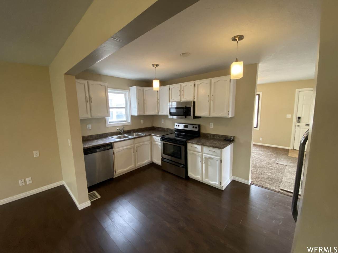 7919 Oak St - Photo 1