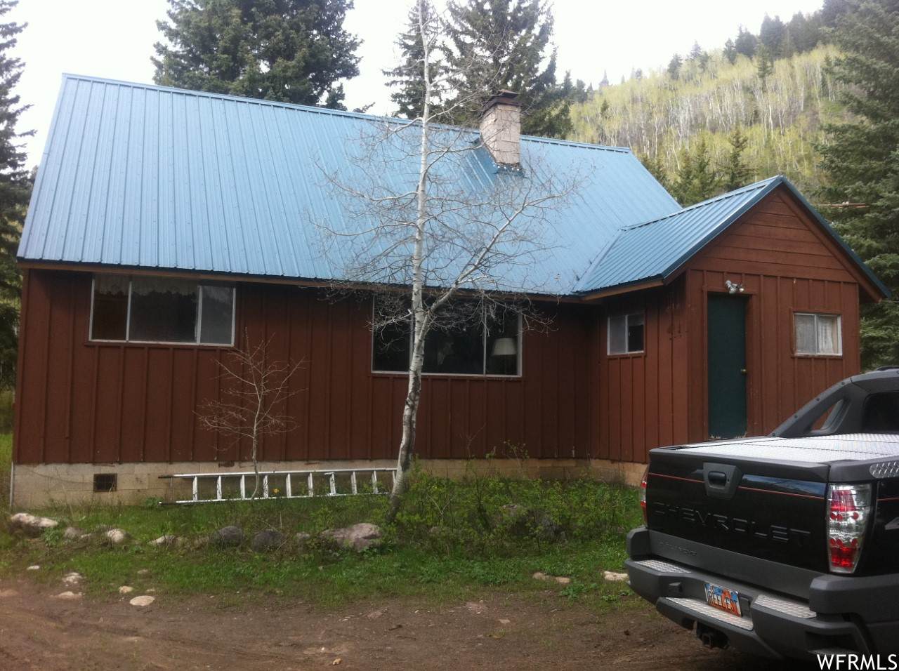 8743 Piney Way - Photo 1
