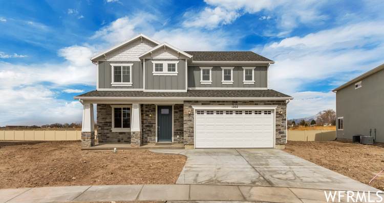 2362 Parkview - Photo 1