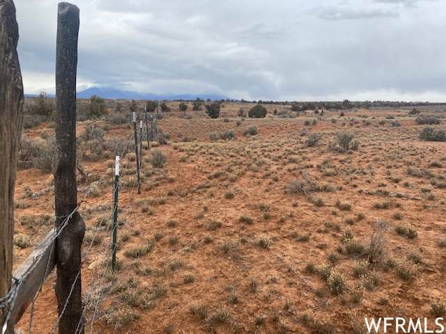 Hwy 95 - Photo 1