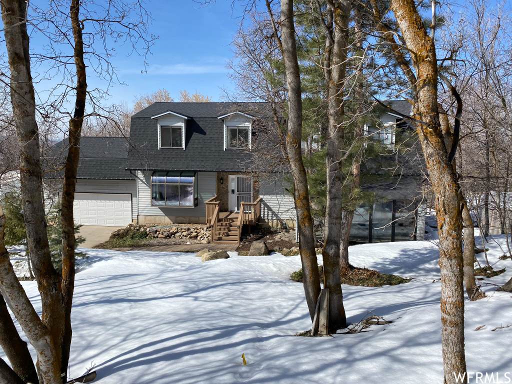 90 Broadhollow Dr - Photo 1