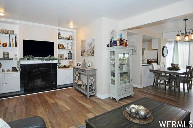 5400 Tonalea Dr - Photo 1