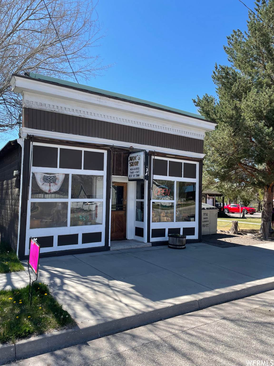 125 Main St - Photo 1