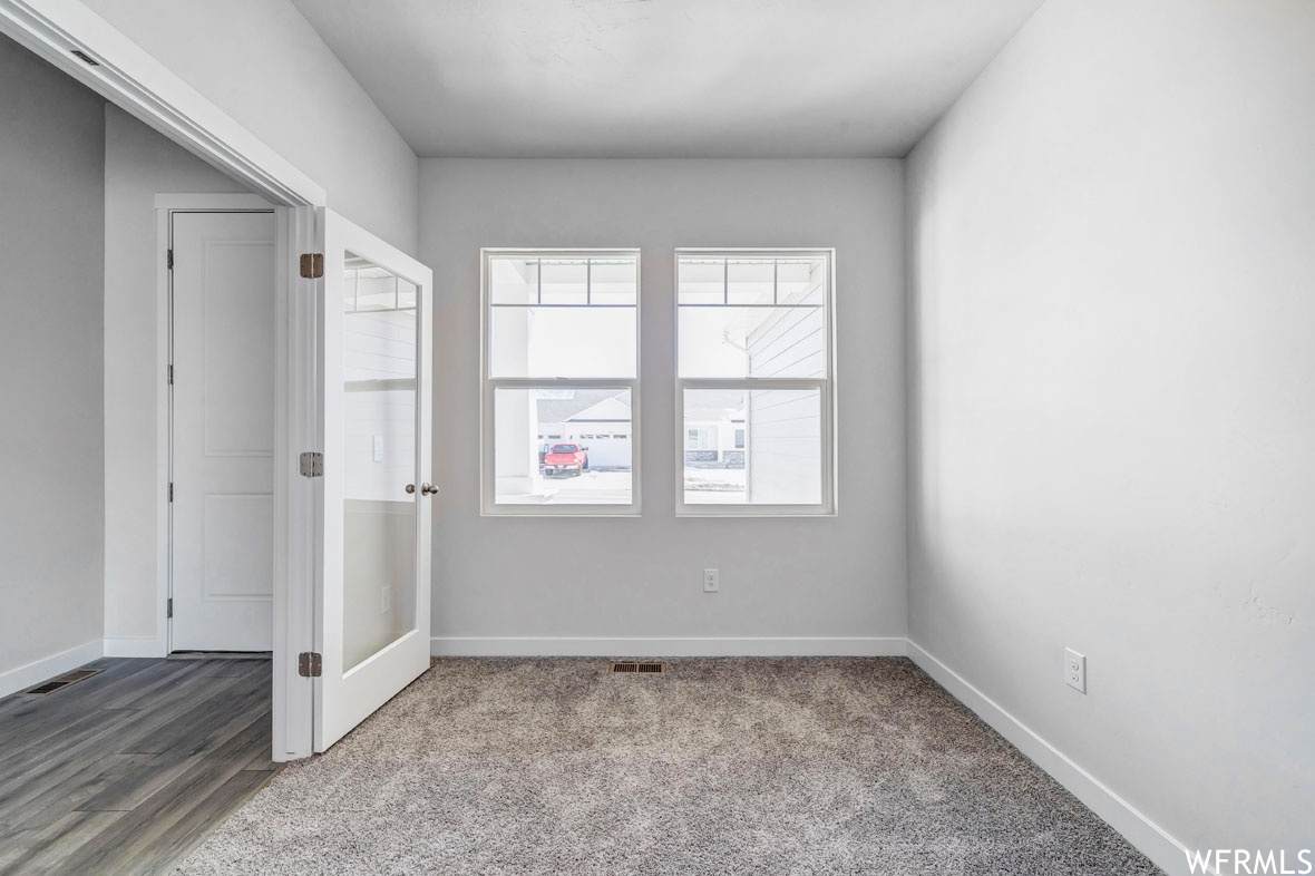 308 Chamberlain St - Photo 1