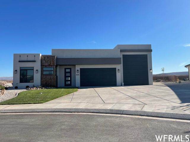 6011 Hydrangea Way - Photo 1