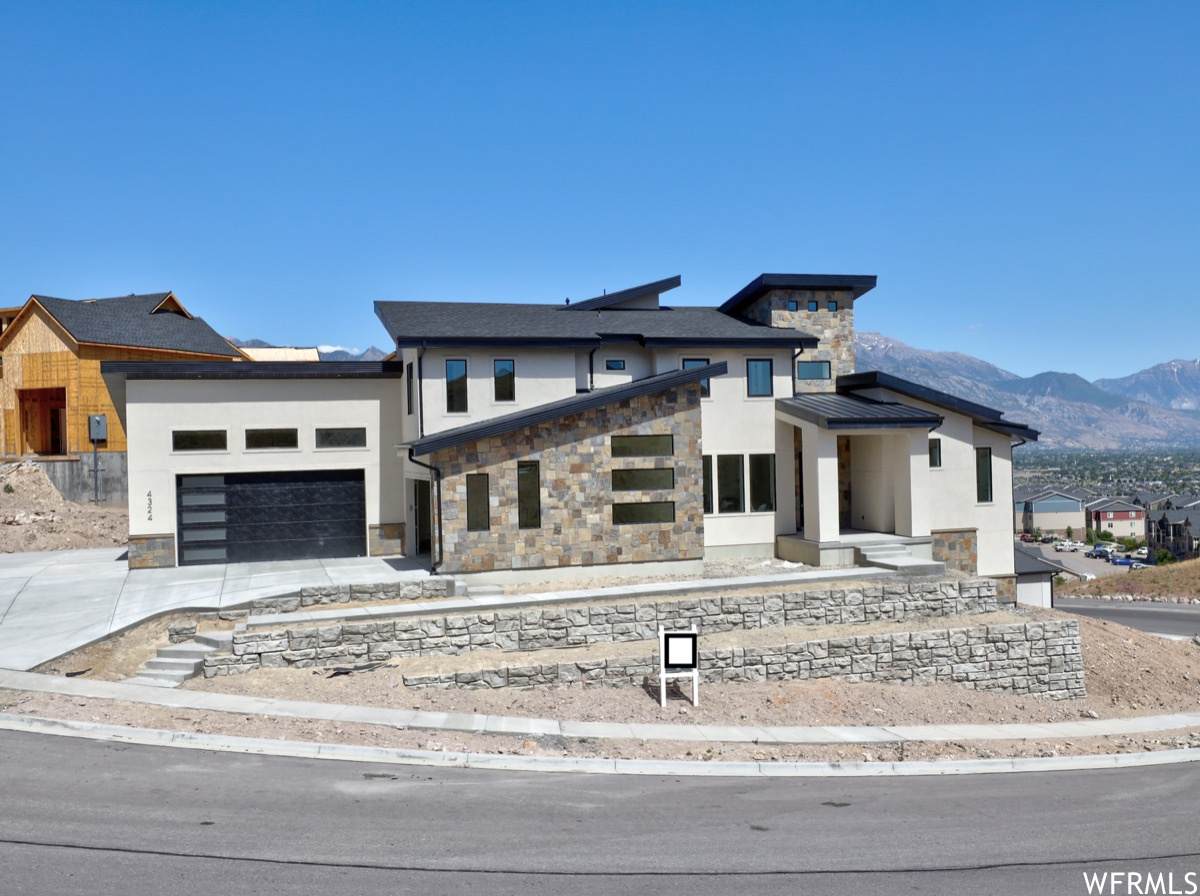 4324 Summer View Dr - Photo 1
