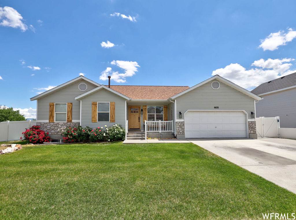 6635 Oquirrh Ridge Rd - Photo 1