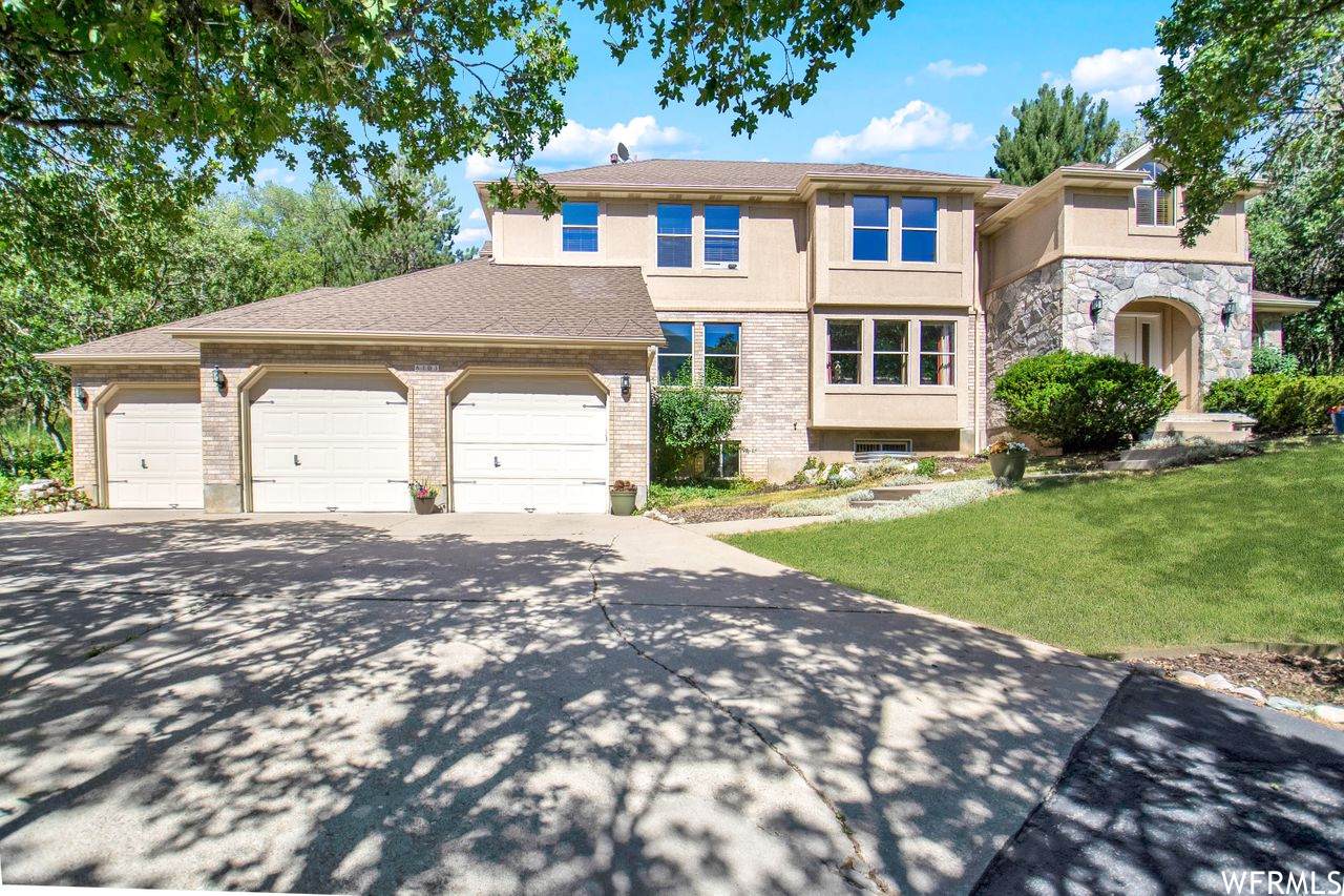 6103 Sharon Cir - Photo 1