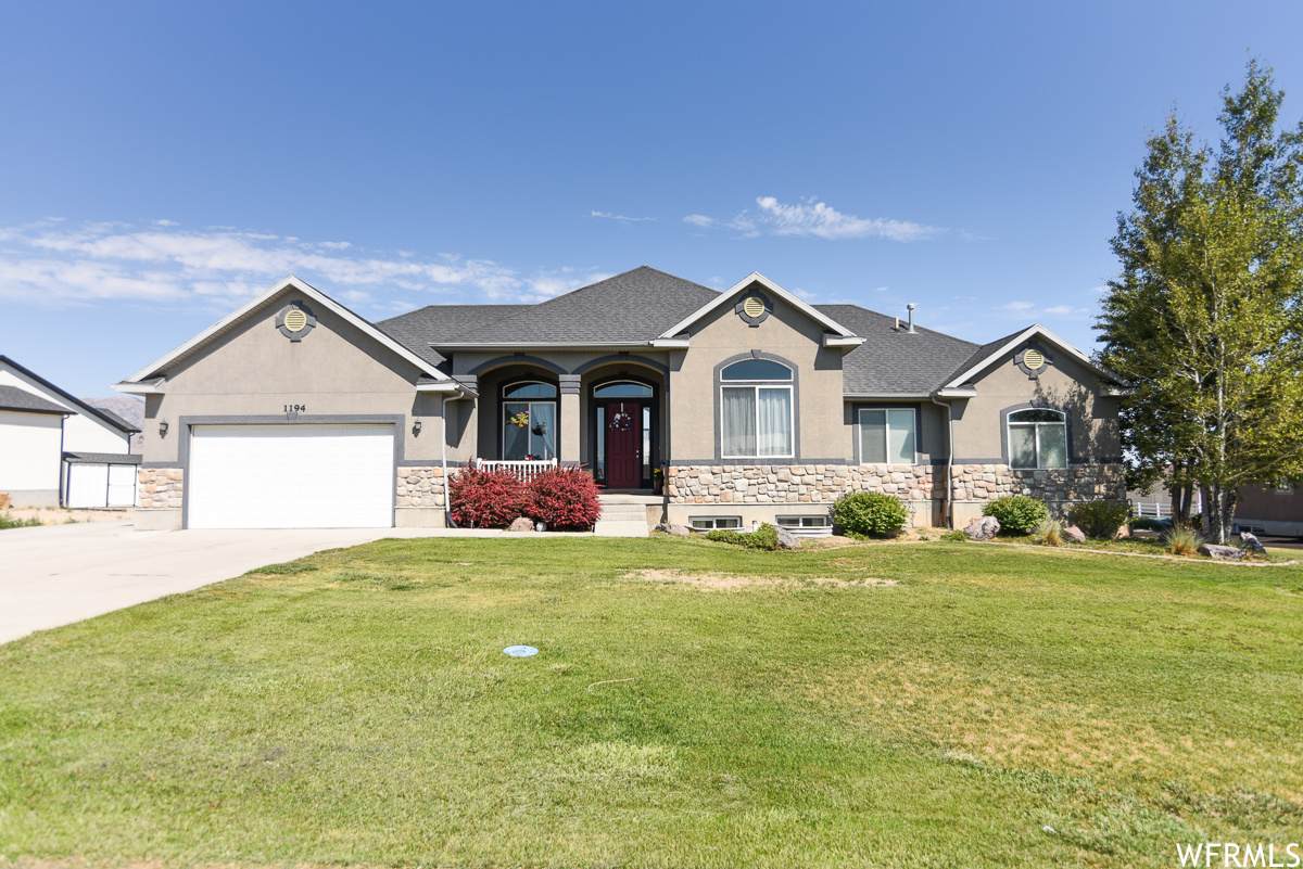 1194 Marciano Way - Photo 1