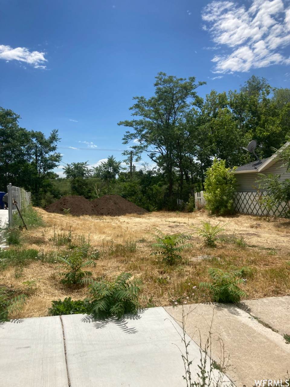 963 Patterson St - Photo 1