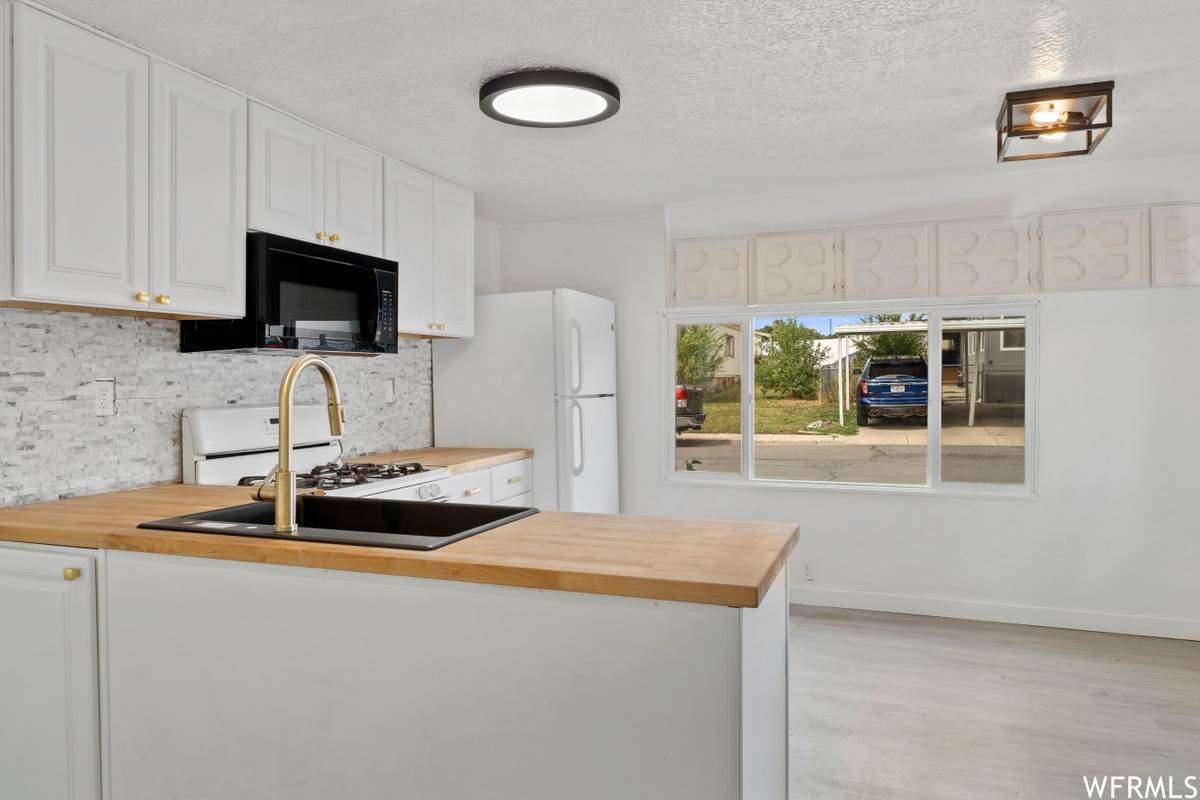 2500 Fort Ln - Photo 1