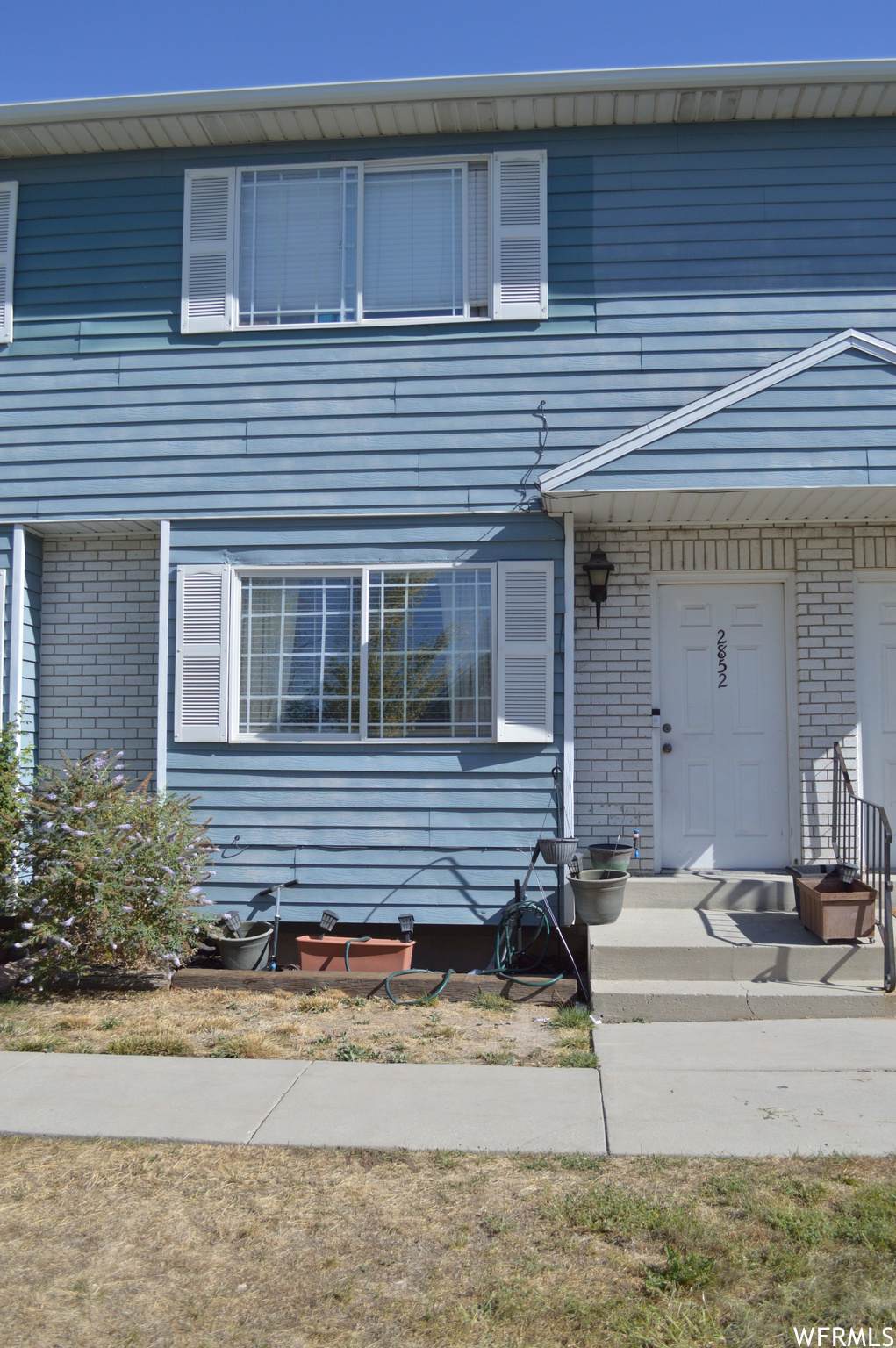 2852 Brookway Dr - Photo 1