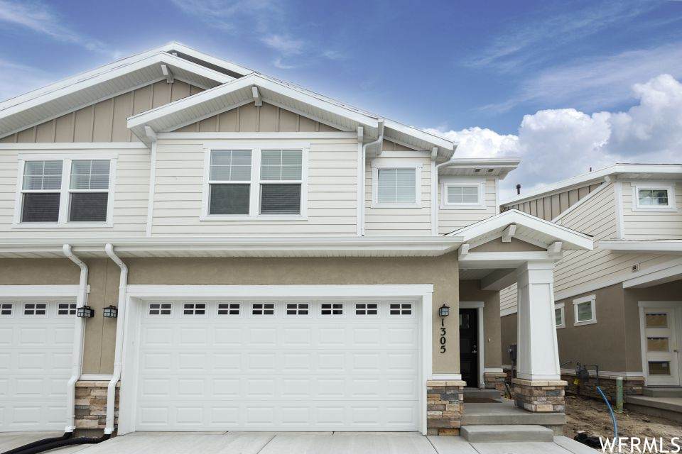 1305 Weyburn Ln - Photo 1