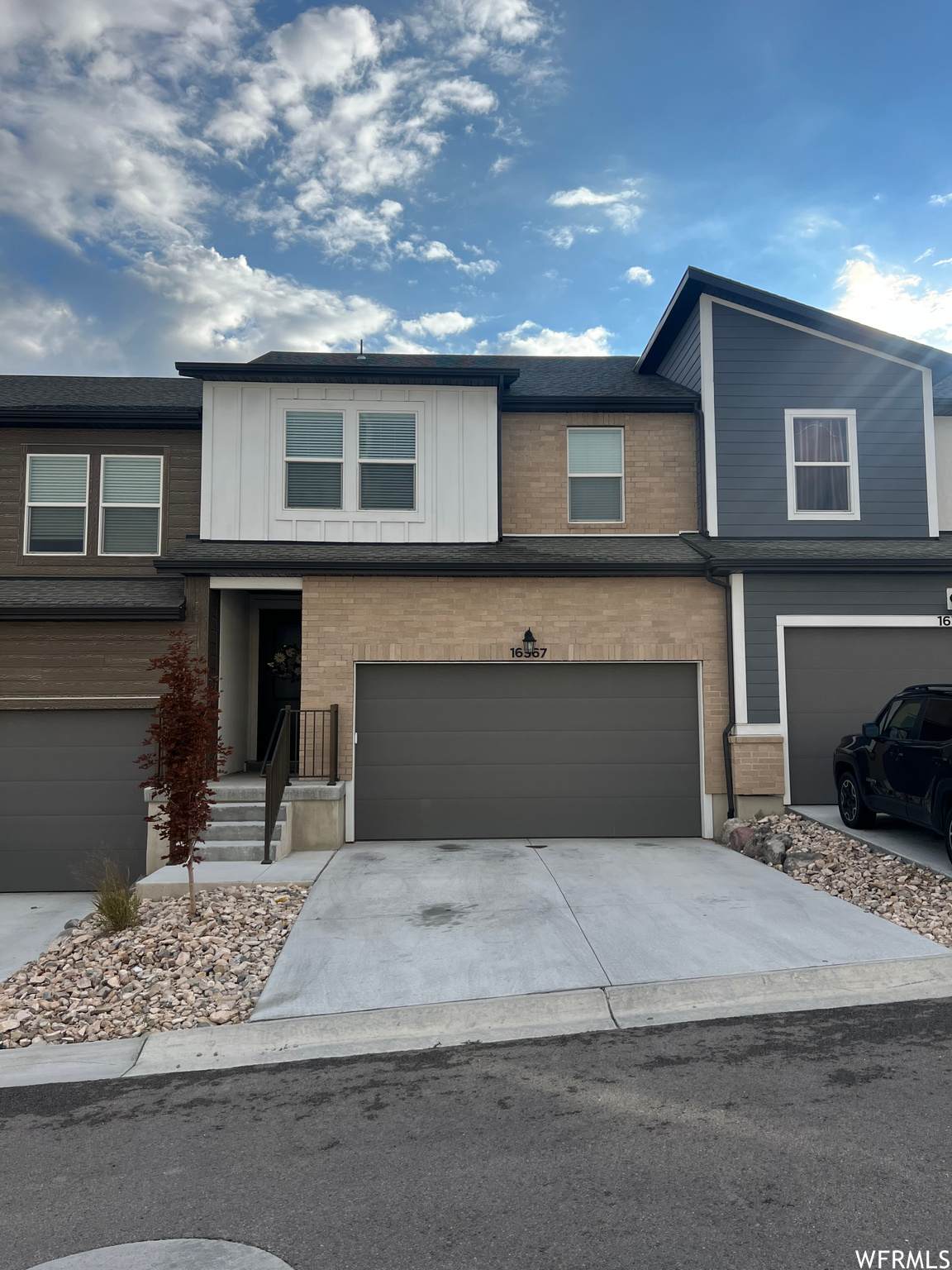 16367 Piston Ln - Photo 1