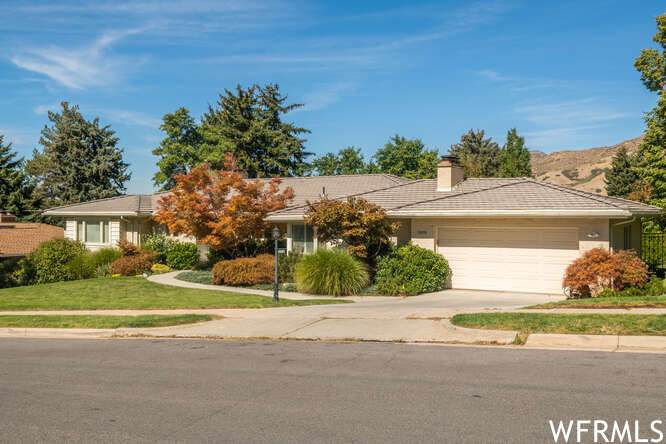 2819 Sherwood Dr - Photo 1