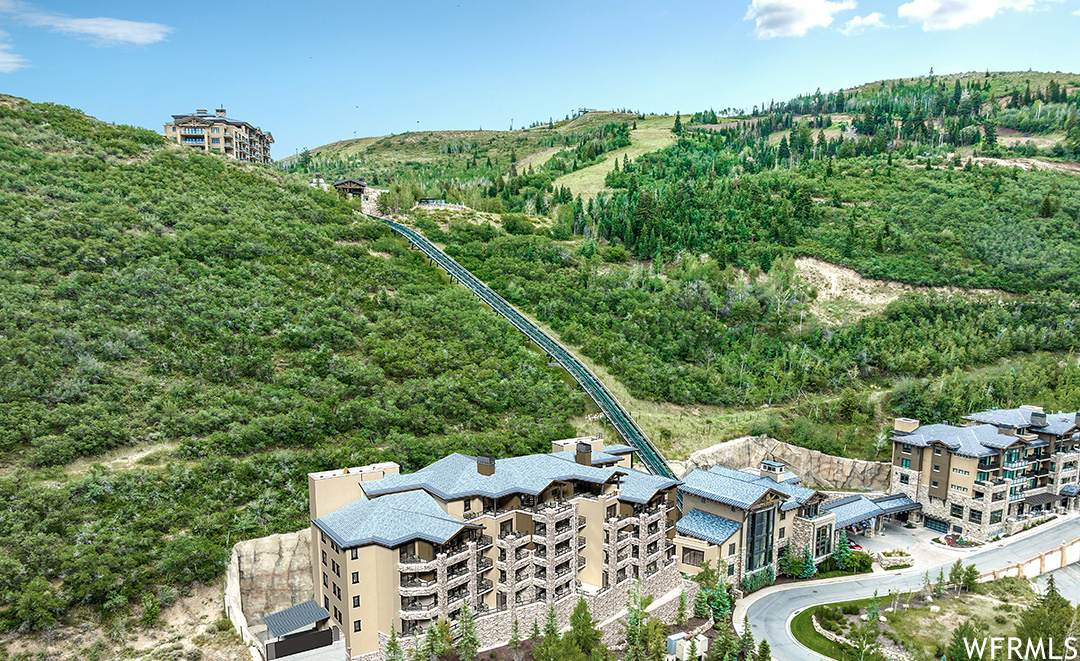 2290 Deer Valley Dr - Photo 1