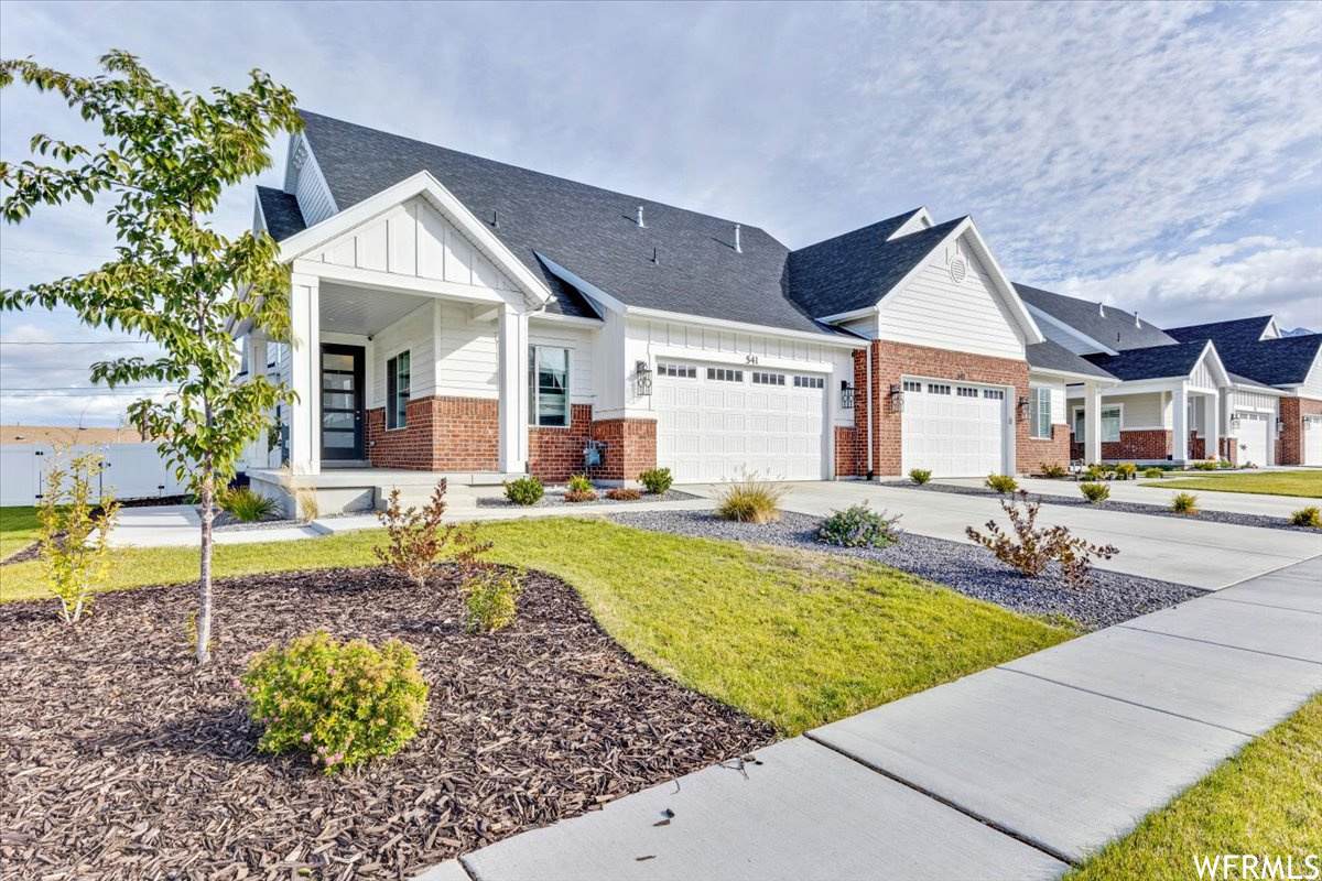 541 Fashion Creek Ct - Photo 1