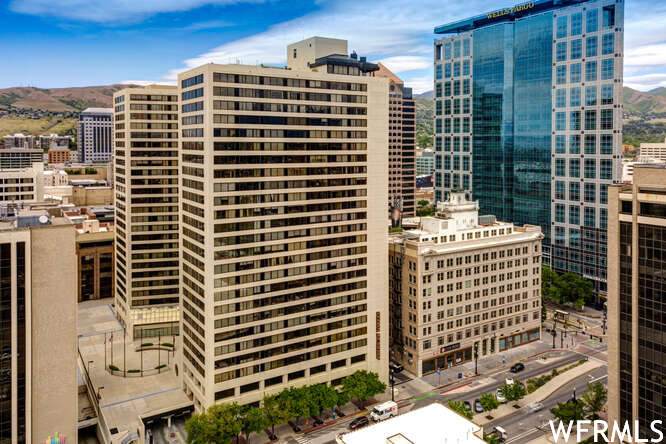 44 Broadway - Photo 1