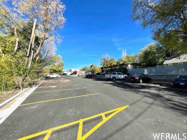 40 Hillside Cir - Photo 1