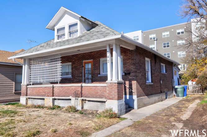 342 Lucy Ave - Photo 1