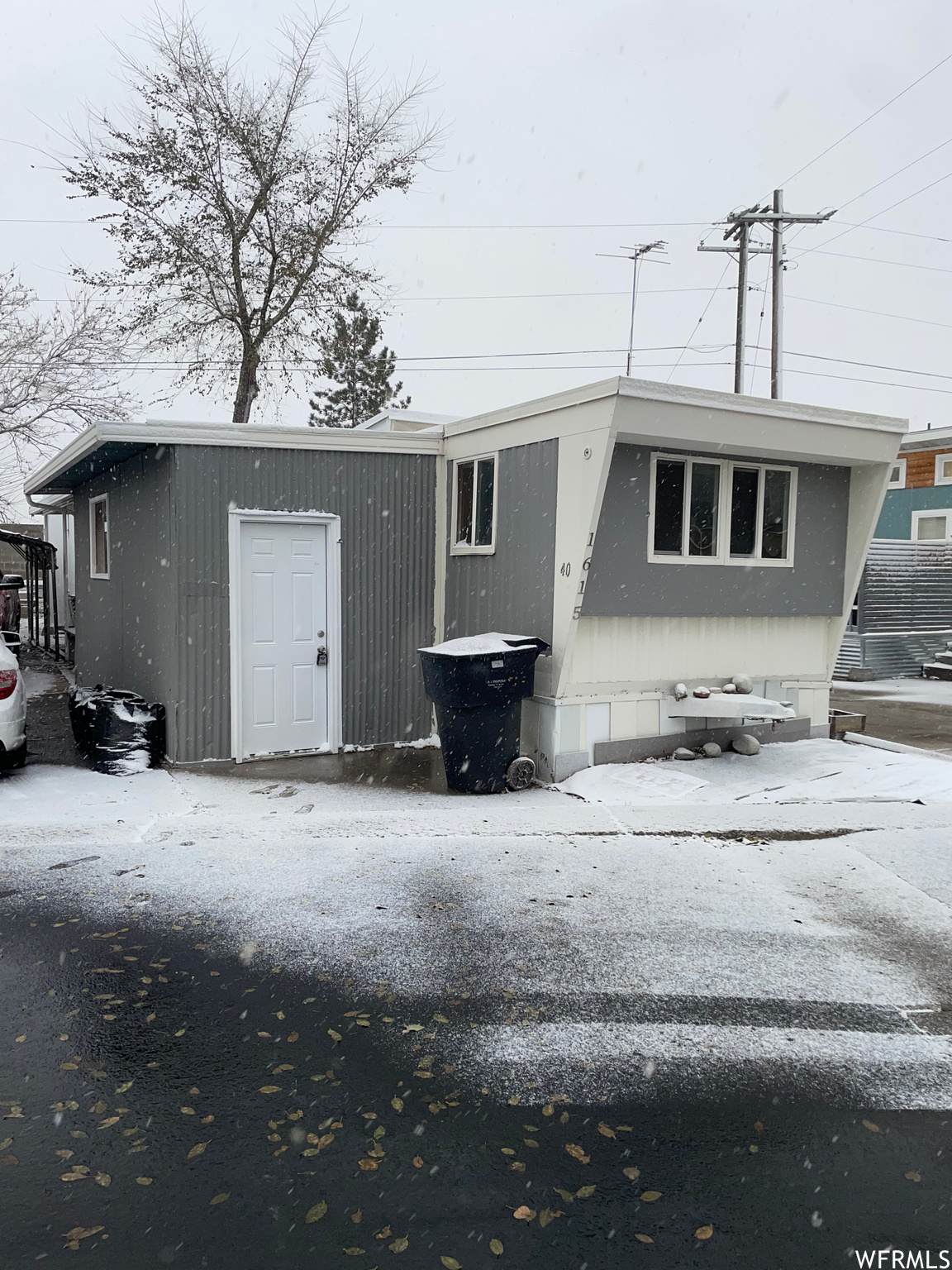 1615 Redwood Pl - Photo 1