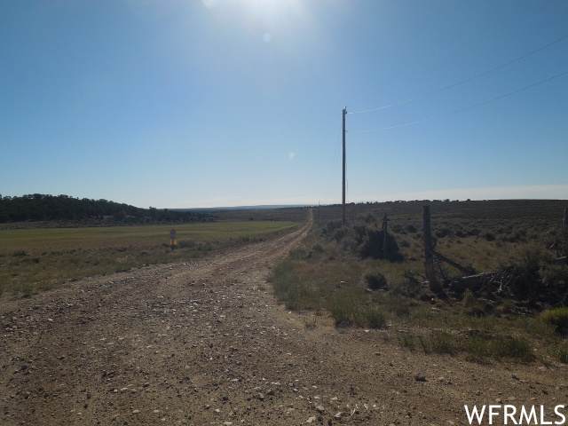 32 C.R. 320 Rd - Photo 1