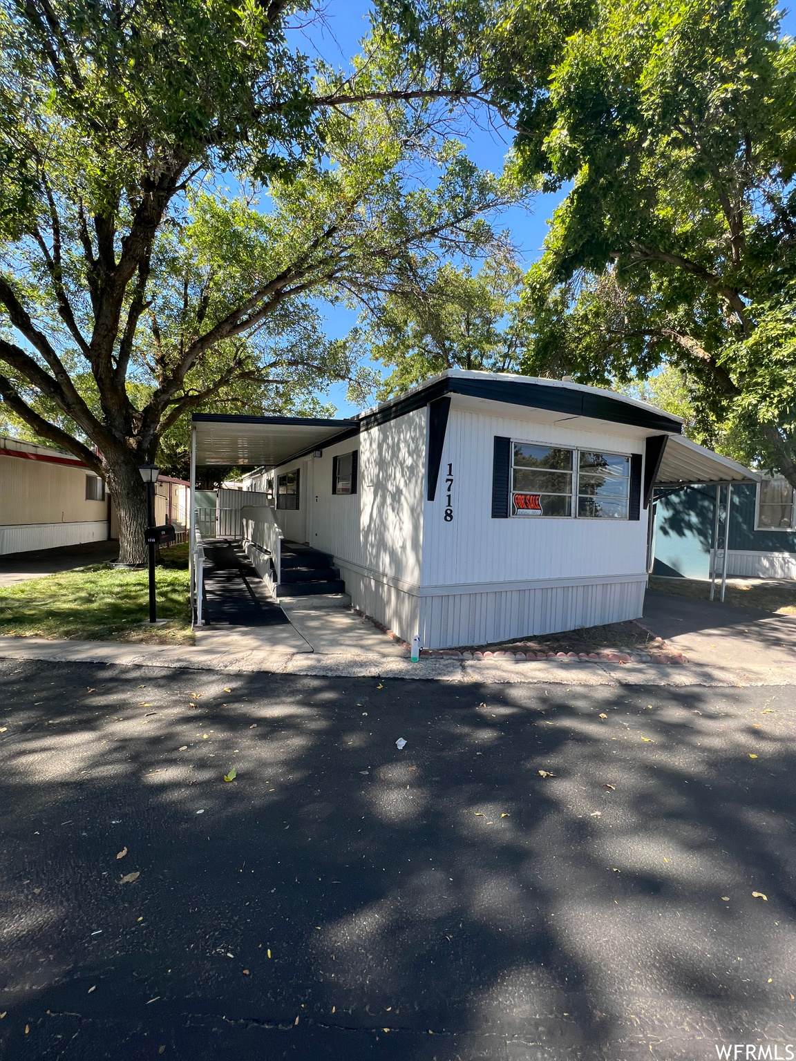 1718 Norman Dr - Photo 1