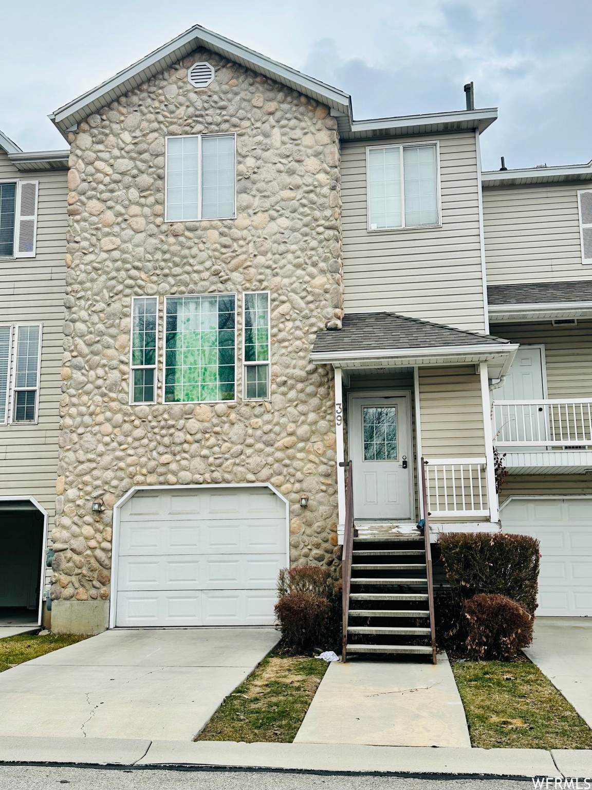 553 Seven Peaks #39 Blvd - Photo 1