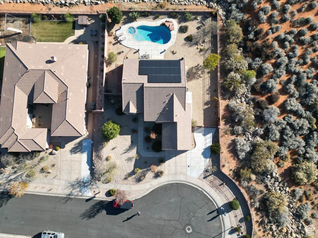 1226 Overland Cir - Photo 1