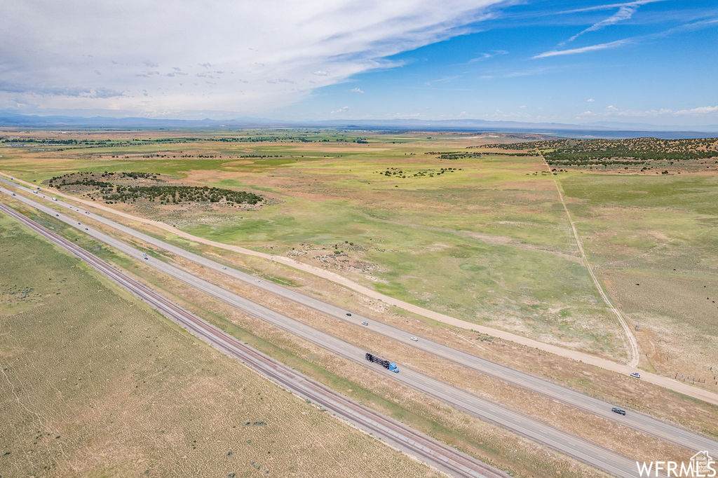 2000 West Frontage I-15 - Photo 1