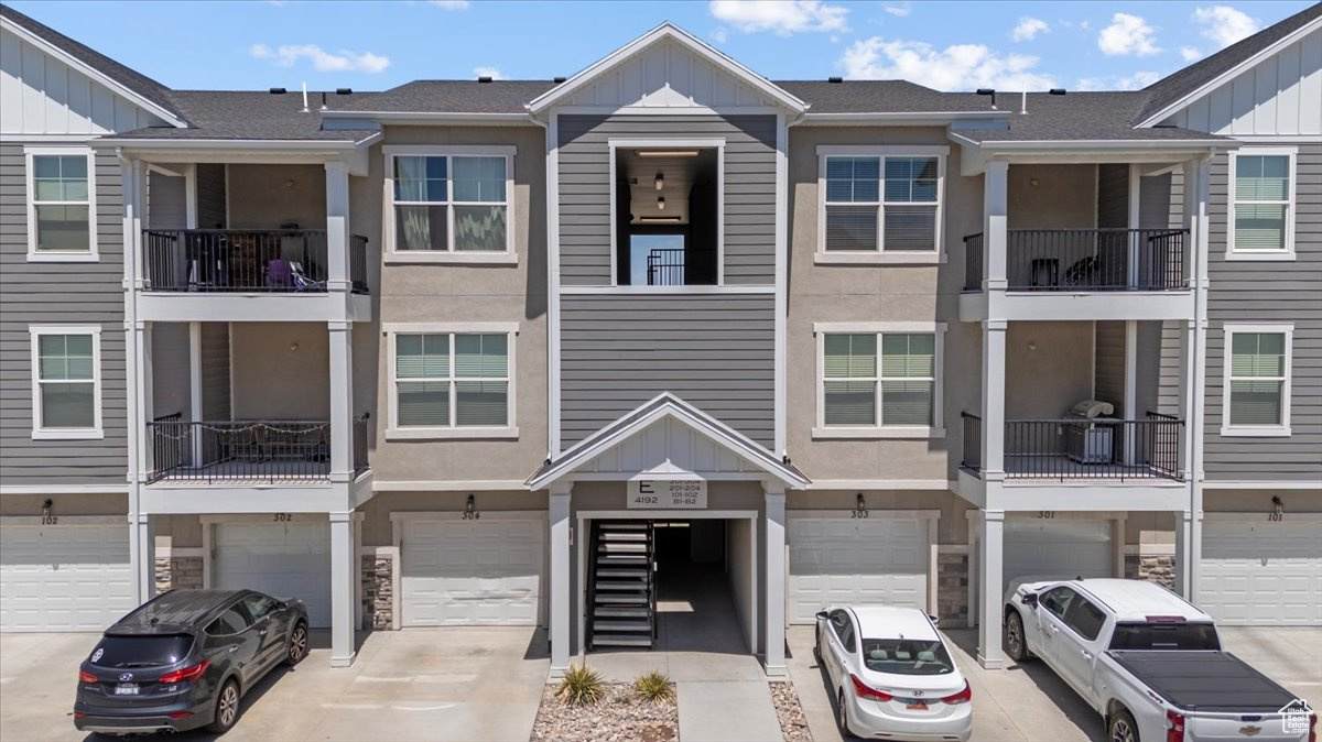 4192 Mckellen Dr - Photo 1