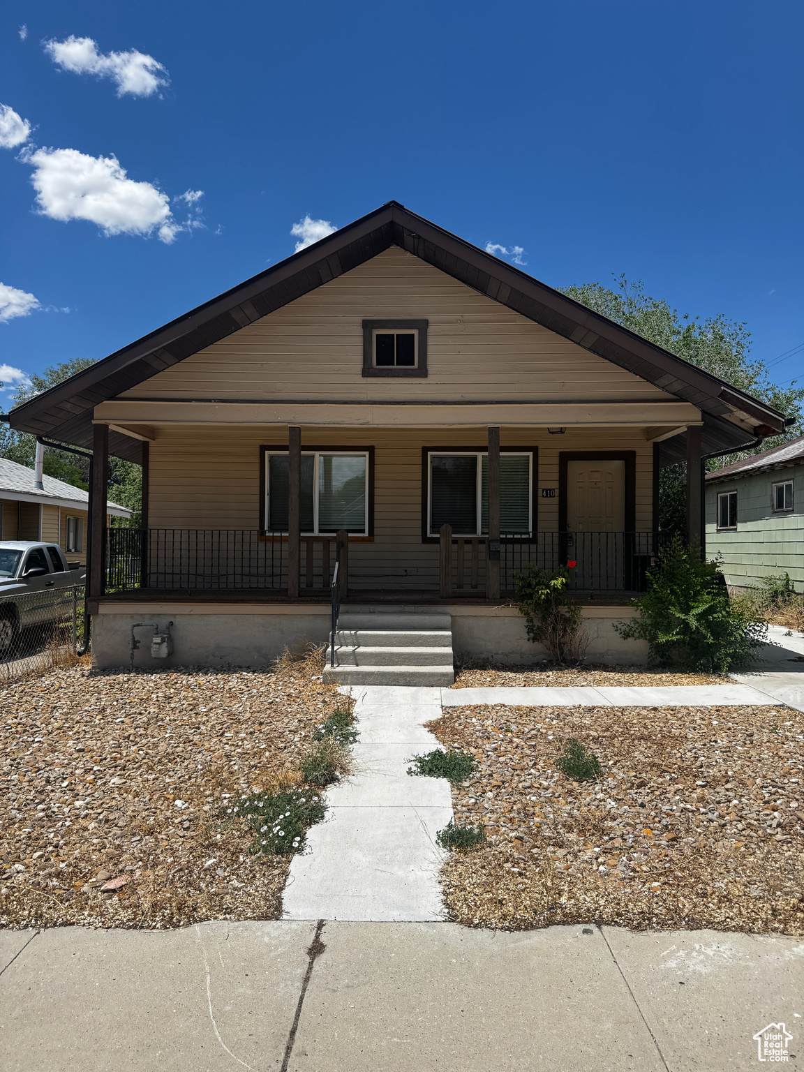 410 Rose Ave - Photo 1