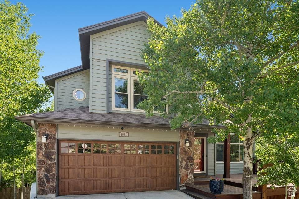 8086 Meadowview Dr - Photo 1