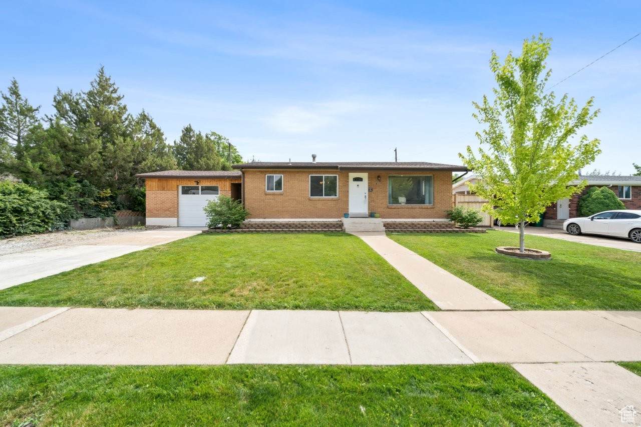 1856 Alder St - Photo 1