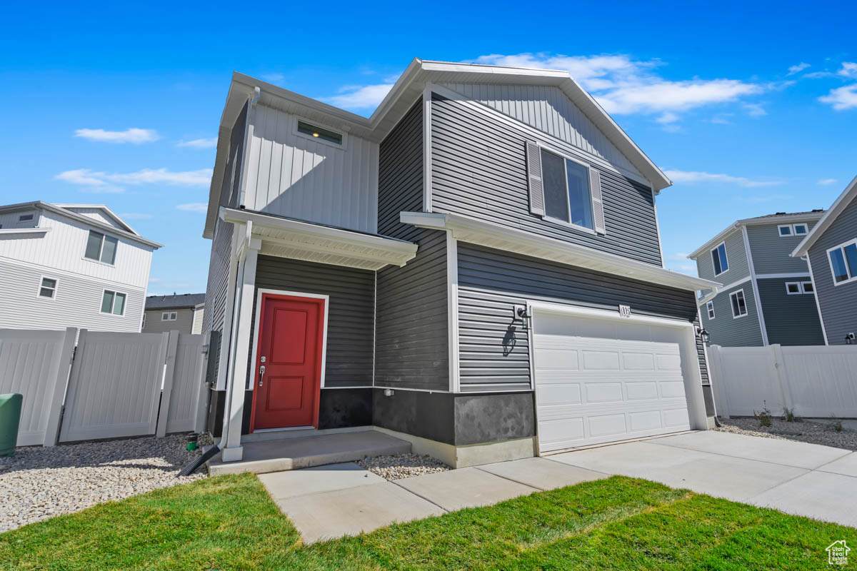 348 Broadway Dr - Photo 1