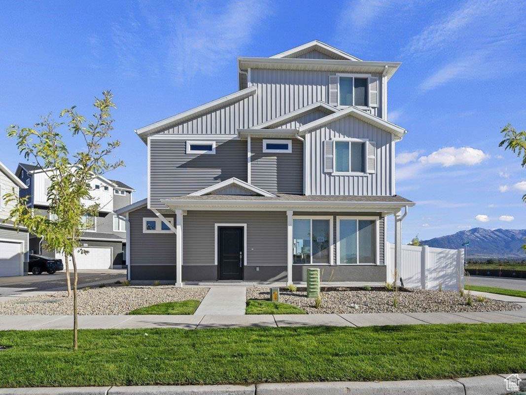 344 Broadway Dr - Photo 1