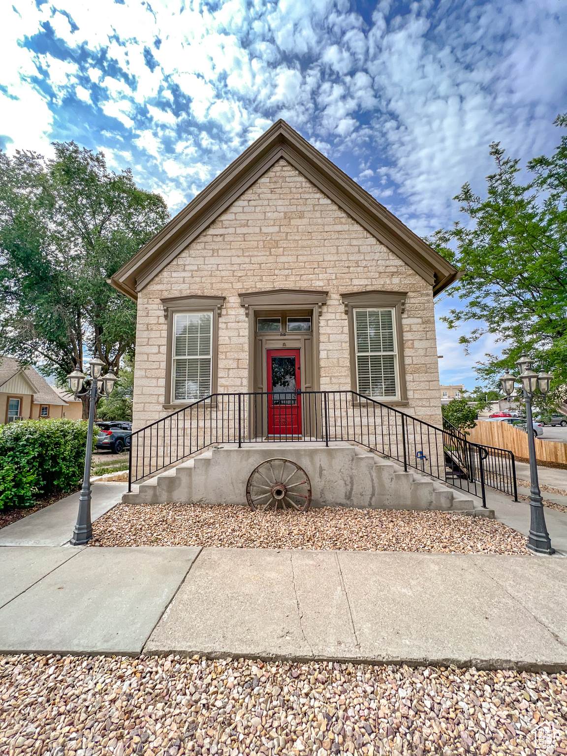 38 Center St - Photo 1