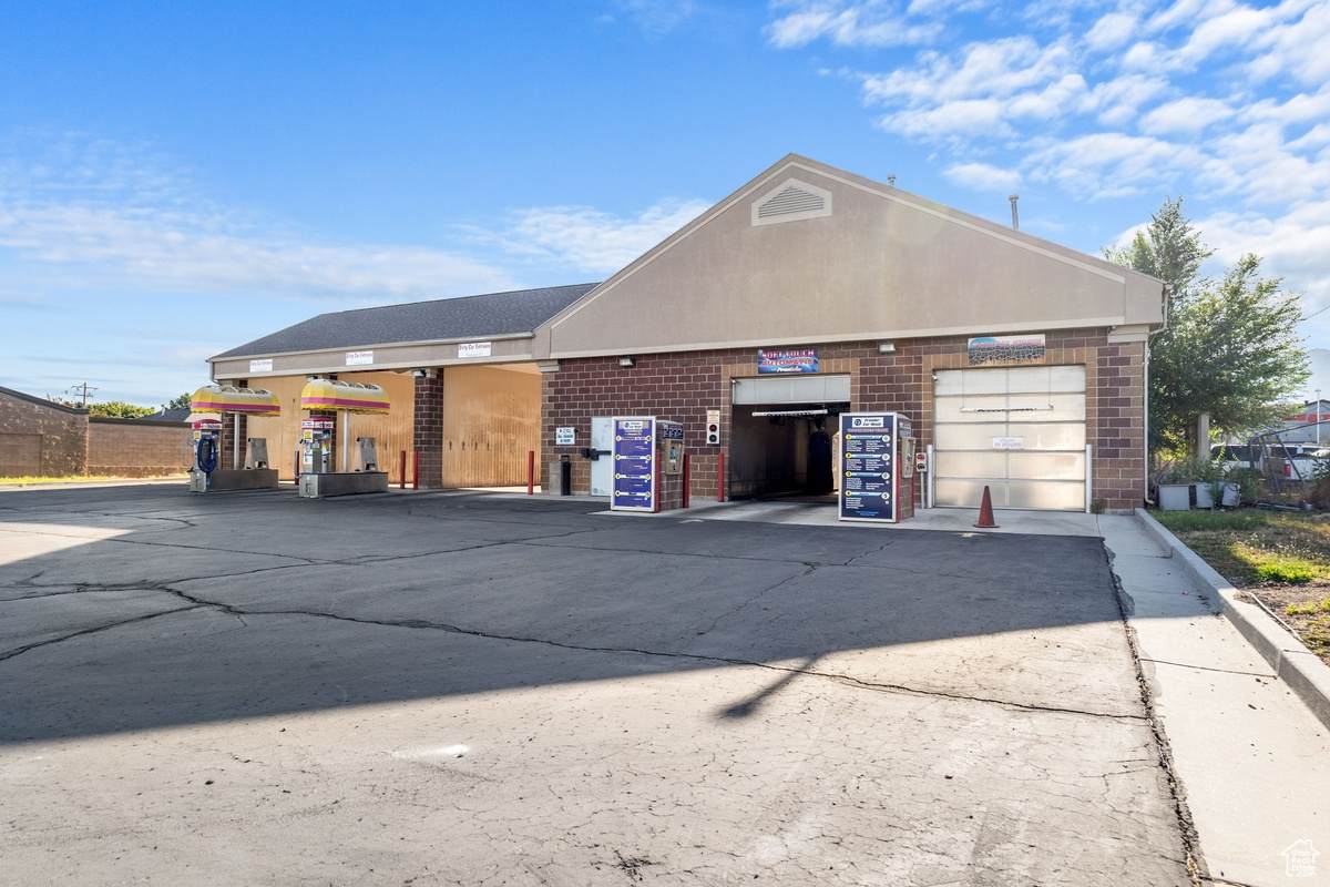 10210 Redwood Rd - Photo 1