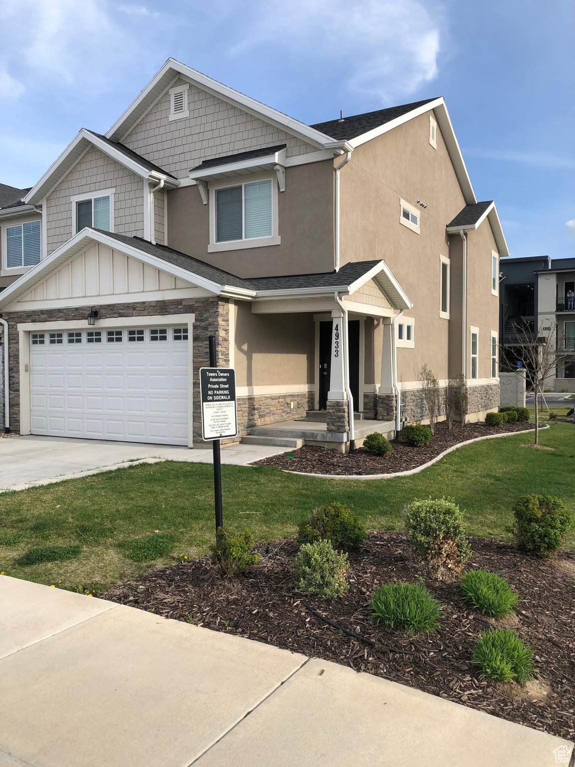 4933 Pillar Dr - Photo 1