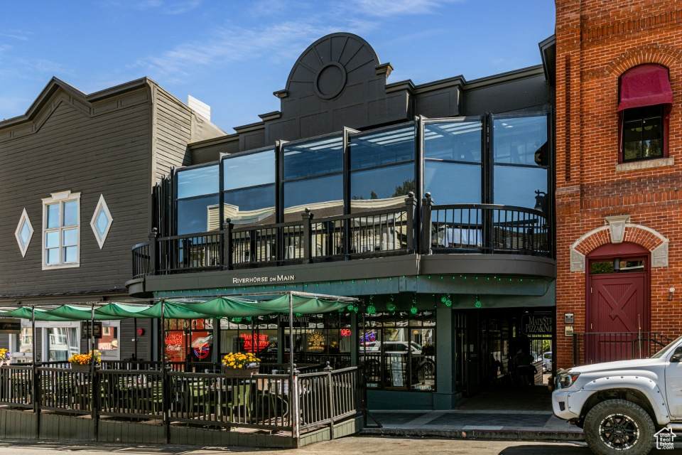 530 Main St - Photo 1