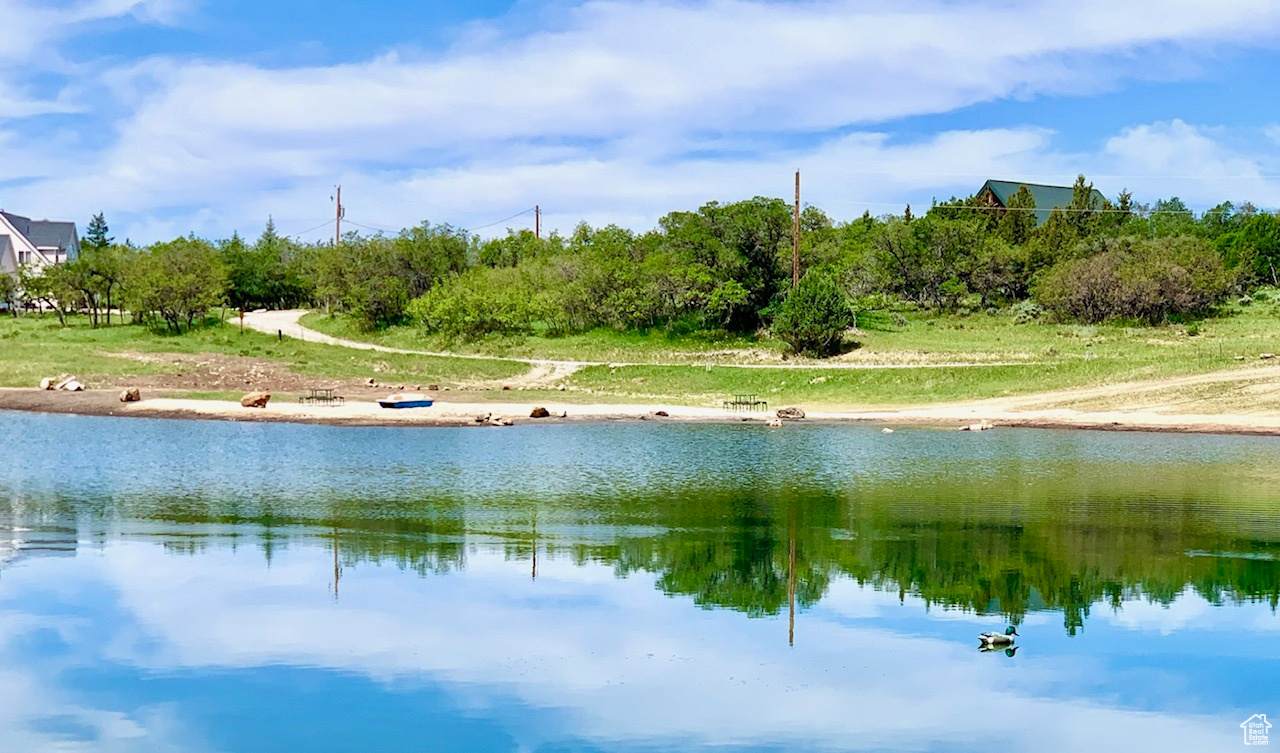  Address Not Published - Photo 1