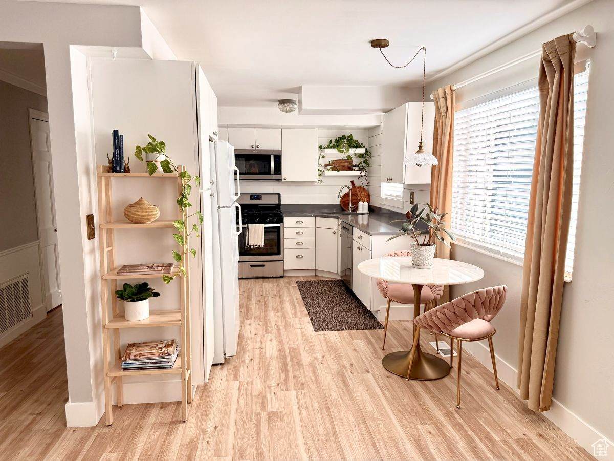 2220 Murray Holladay Rd - Photo 1