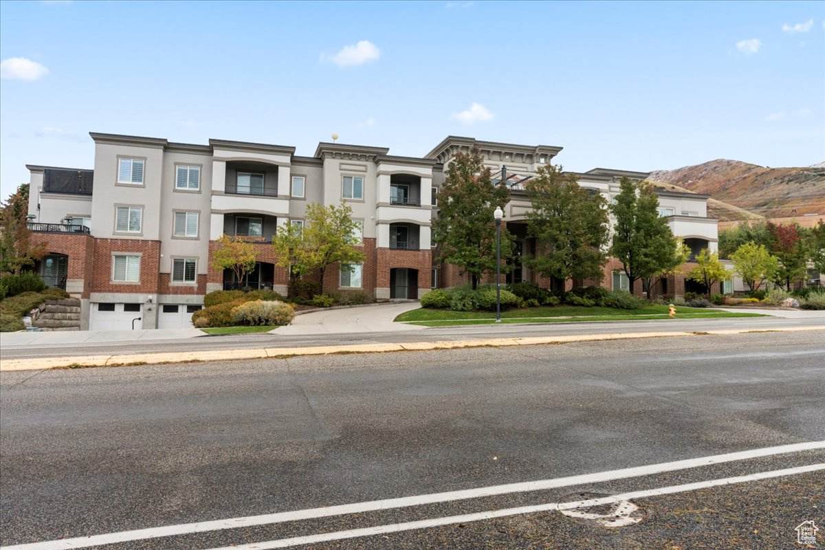 2665 Parleys Way - Photo 1